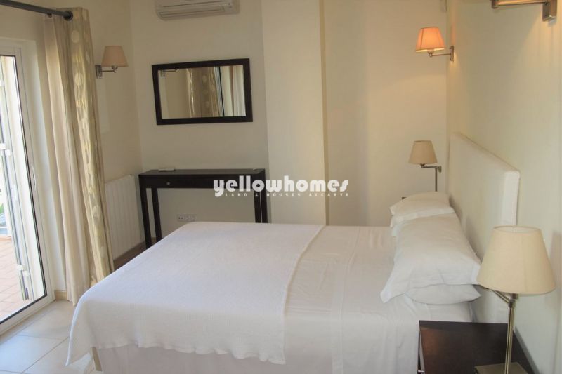 Moradia V3 num conhecido empreendimento de golfe em Carvoeiro